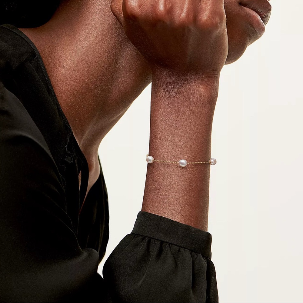 Tiffany & Co Pearls by the Yard Bracelet - Picture 3 of 5